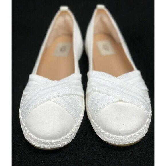 UGG Australia Women's Sz 6.5 Ynez White Shoes 1092238 Flats Canvas Slip On NEW - Picture 4 of 10